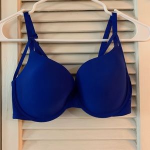 NWOT Victoria’s Secret Lined Demi Bra